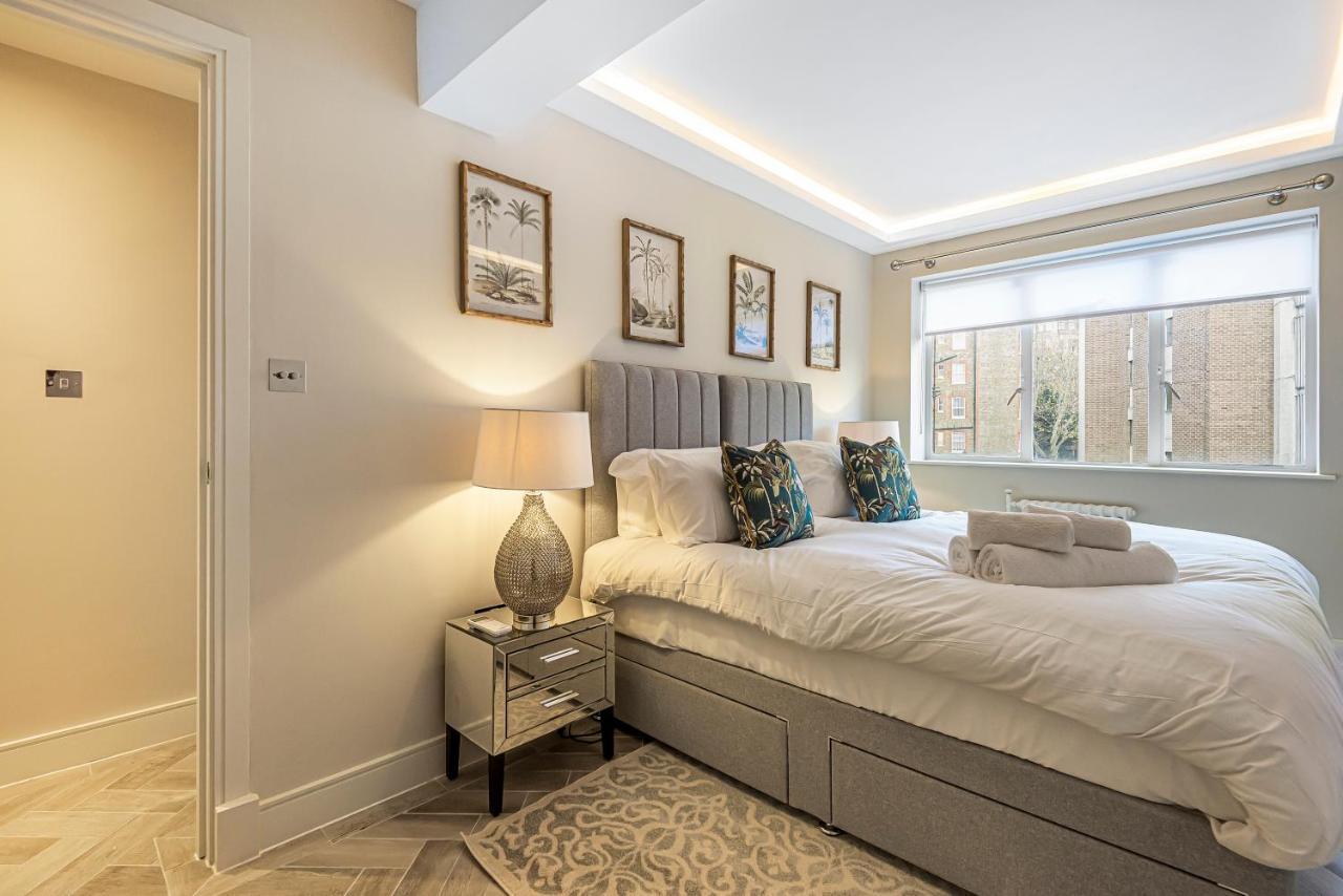 Luxury Living In Knightsbridge Private Balcony View Of Harrods, 2Br2Ba With Ac London Exteriör bild